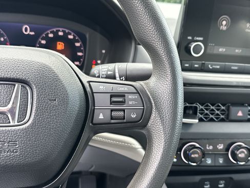 Used 2023 Honda Accord EX image 26