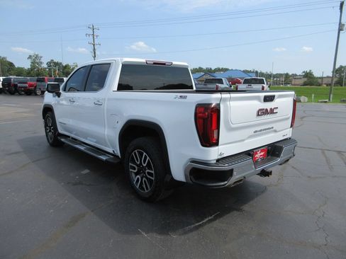 Used 2022 GMC Sierra 1500 SLT w/ SLT Premium Package AWD/4WD image 9