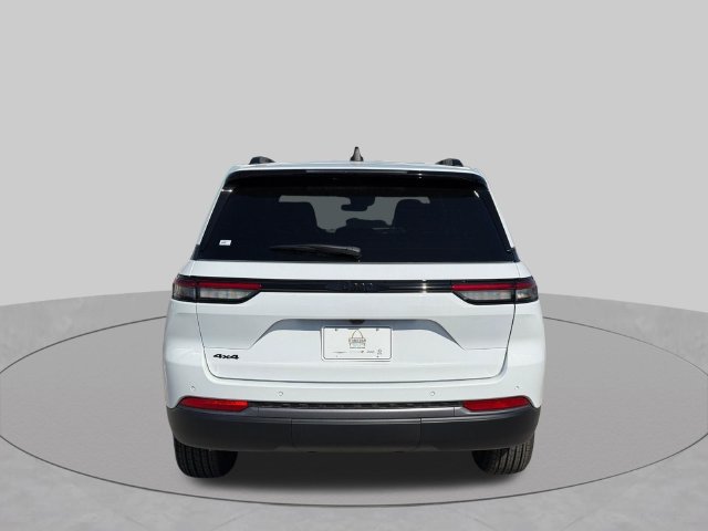New 2026 Jeep Grand Cherokee Altitude AWD/4WD image 6