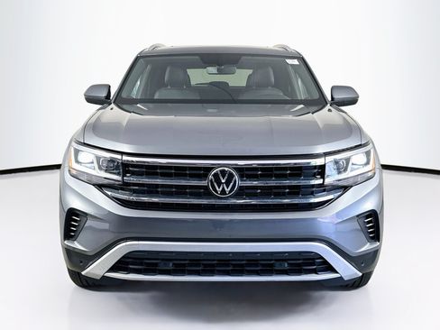 Used 2023 Volkswagen Atlas Cross Sport SE FWD image 2