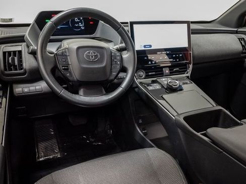 Used 2023 Toyota bZ4X AWD image 7
