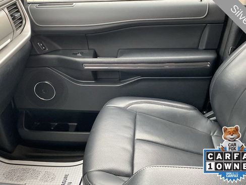 Used 2022 Ford Expedition XLT image 21