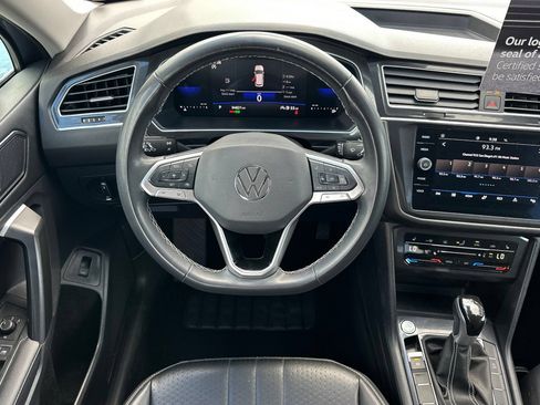 Certified 2024 Volkswagen Tiguan SE FWD image 14