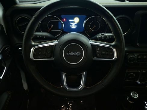 Used 2021 Jeep Wrangler Unlimited Sahara image 5