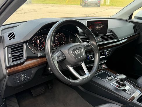 Used 2018 Audi Q5 2.0T Premium AWD/4WD image 9