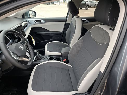 New 2026 Volkswagen Taos SE FWD image 16