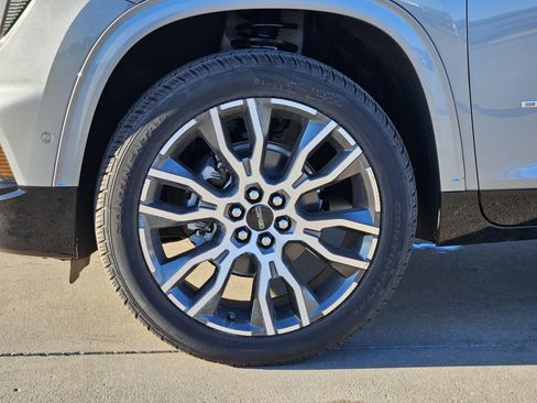 New 2026 GMC Acadia Denali Ultimate image 7