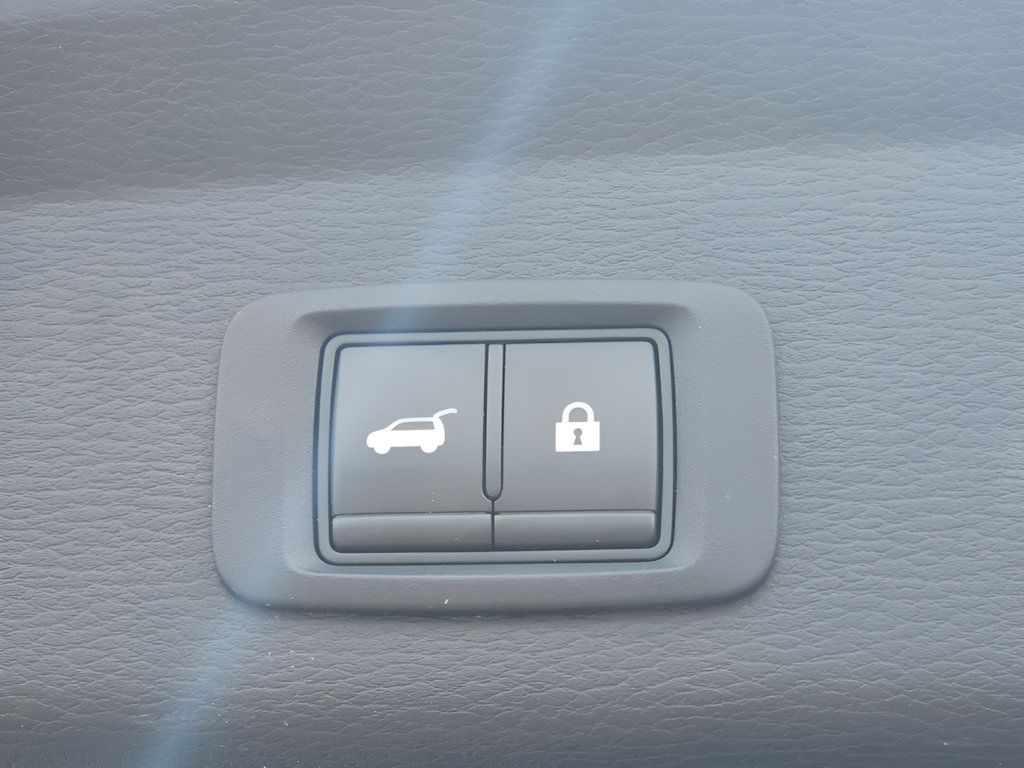 Used 2022 Mitsubishi Outlander SEL FWD image 32