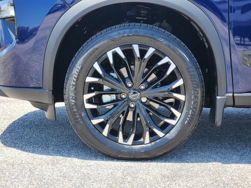 New 2026 Nissan Rogue Dark Armor FWD image 7