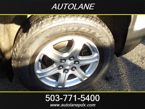 Used 2019 GMC Acadia SLE image 12