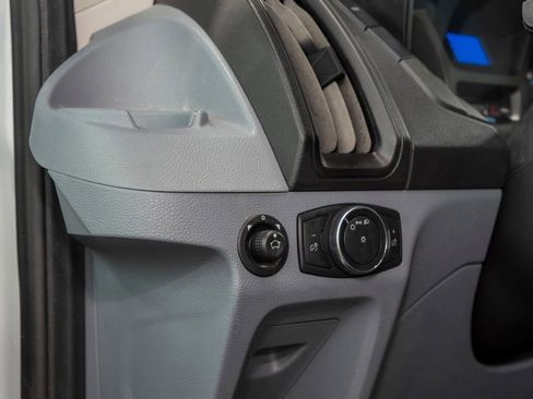 Used 2018 Ford Transit 150 XL image 9