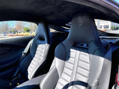 New 2025 McLaren GTS TechLux image 15