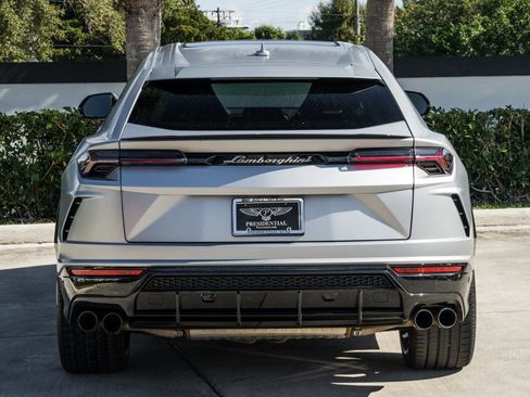Used 2022 Lamborghini Urus image 6