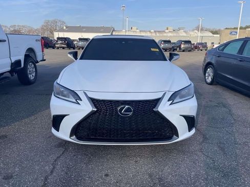 Used 2023 Lexus ES 350 F Sport w/ Accessory Package (Z2) image 2