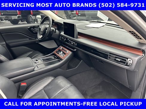 Used 2023 Lincoln Aviator Grand Touring w/ Equipment Group 301A image 13