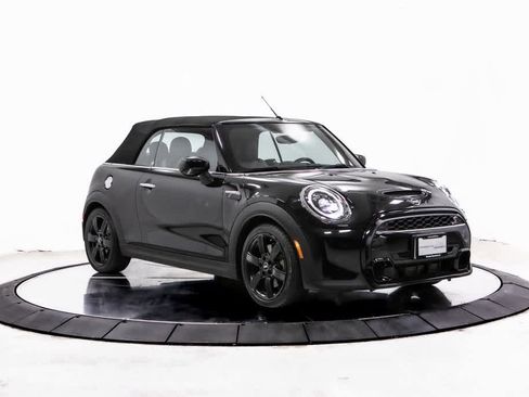 Used 2022 MINI Cooper S image 6