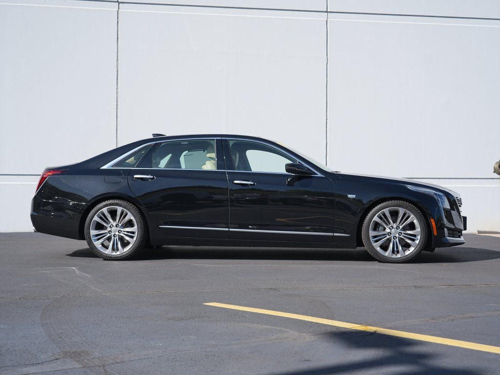 Used 2018 Cadillac CT6 Platinum AWD/4WD image 2