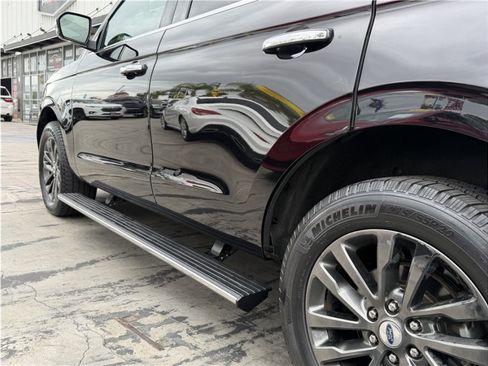 Used 2019 Ford Expedition Limited w/ Equipment Group 301A AWD/4WD image 53