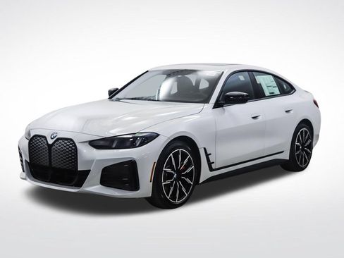 Used 2026 BMW i4 xDrive40i w/ M Sport Package AWD/4WD image 1