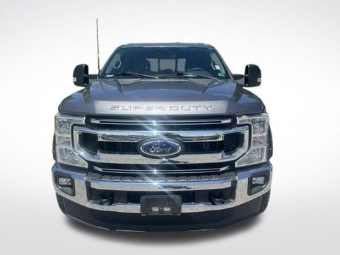 Used 2022 Ford F250 XLT w/ XLT Value Package AWD/4WD image 5