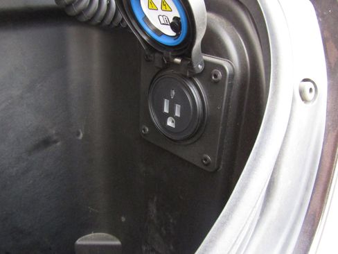 Used 2019 RAM 1500 Limited image 9