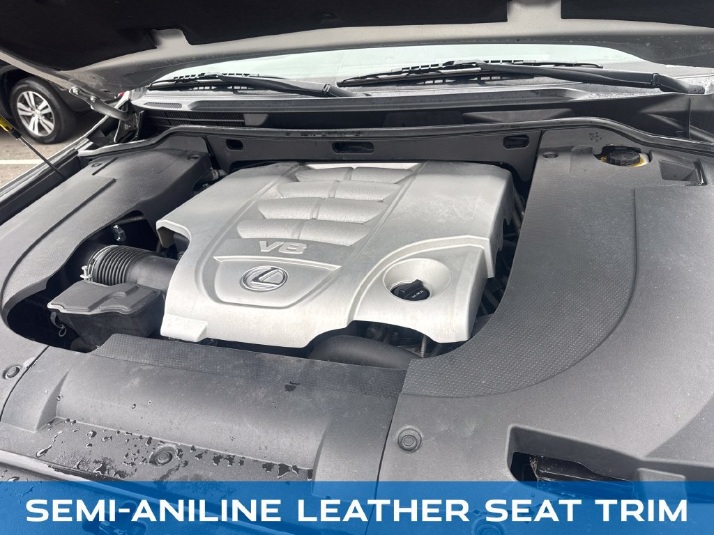 Used 2014 Lexus LX 570 4WD w/ Luxury Package image 22
