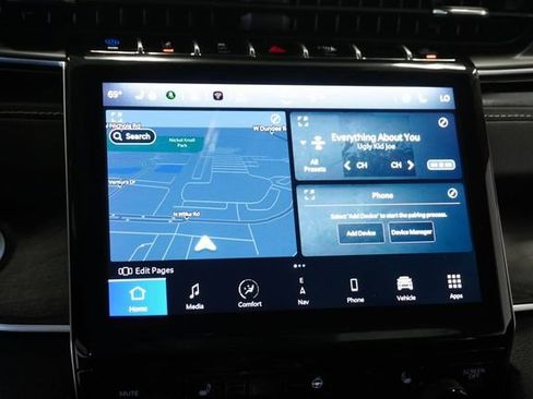 Used 2023 Jeep Grand Cherokee 4WD 4xe image 28