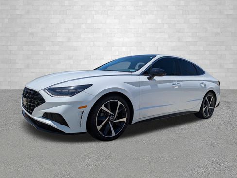 Certified 2023 Hyundai Sonata SEL Plus w/ Cargo Package FWD image 5