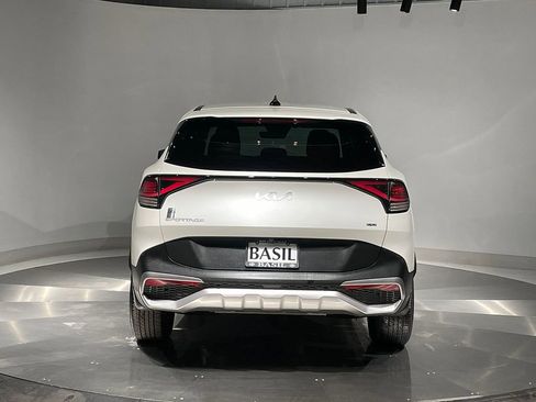 Used 2023 Kia Sportage LX image 12