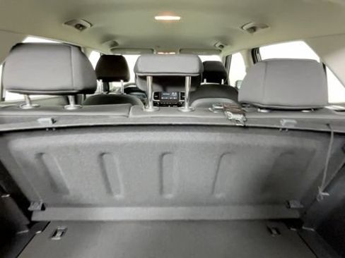Used 2025 Hyundai Venue SE FWD image 13