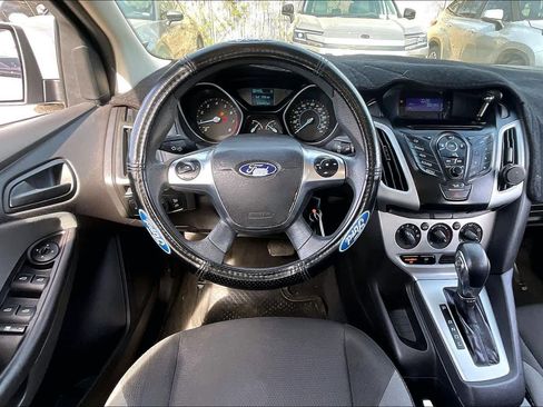 Used 2012 Ford Focus SE image 6