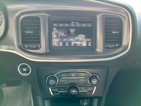 Used 2020 Dodge Charger SXT w/ Blacktop Package image 24