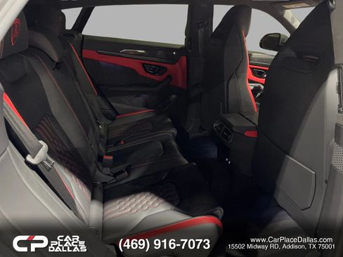 Used 2025 Lamborghini Urus SE AWD/4WD image 31