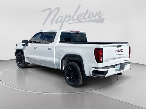 Used 2023 GMC Sierra 1500 Elevation RWD image 3