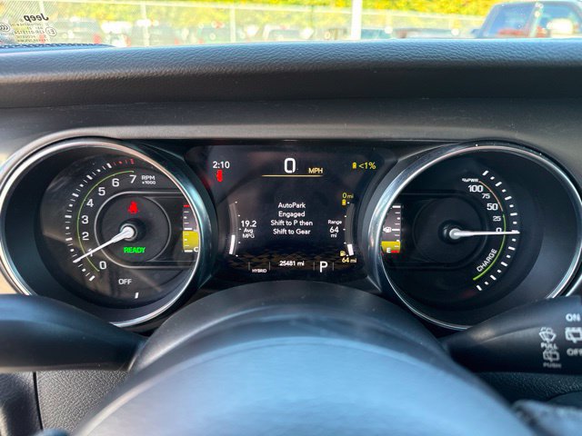 Used 2023 Jeep Wrangler Unlimited w/ Cold Weather Group AWD/4WD image 12