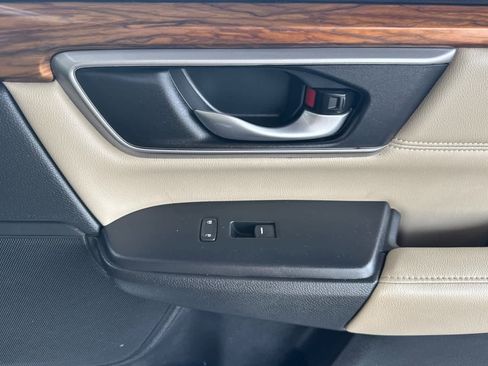 Used 2020 Honda CR-V Touring image 19