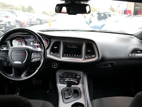 Used 2023 Dodge Challenger R/T image 39