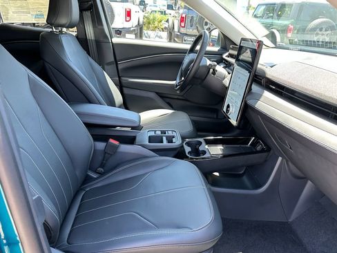New 2026 Ford Mustang Mach-E Select w/ Comfort Package Lite RWD image 17