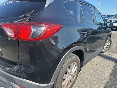 Used 2016 MAZDA CX-5 Touring FWD image 2