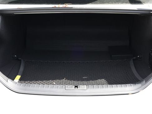Used 2026 Genesis G70 2.5T RWD image 8