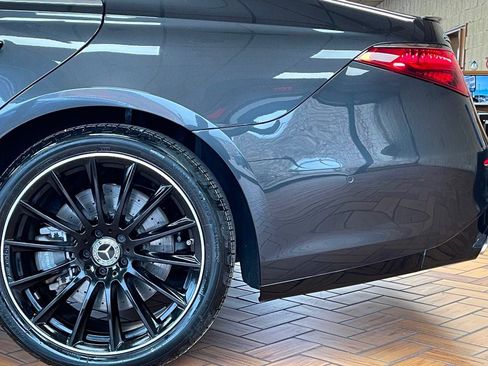 Used 2022 Mercedes-Benz S 500 4MATIC w/ AMG Line Package image 8