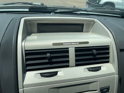 Used 2009 Ford Escape XLT image 16