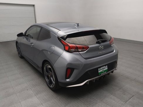 Used 2019 Hyundai Veloster Turbo FWD image 5