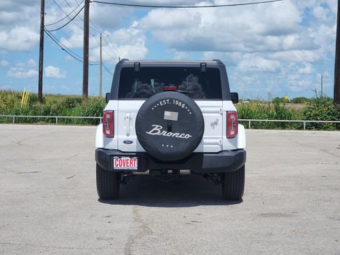 Used 2024 Ford Bronco Outer Banks AWD/4WD image 6