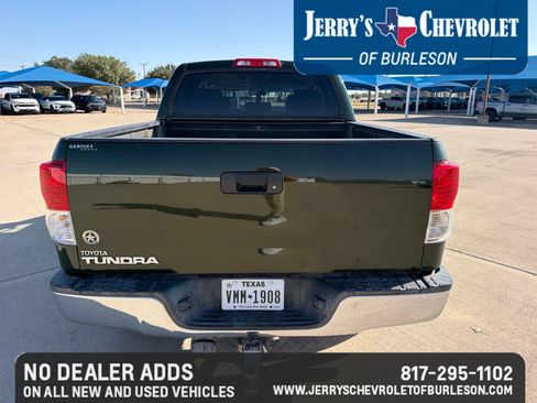 Used 2013 Toyota Tundra 2WD CrewMax w/ Tow Pkg image 6