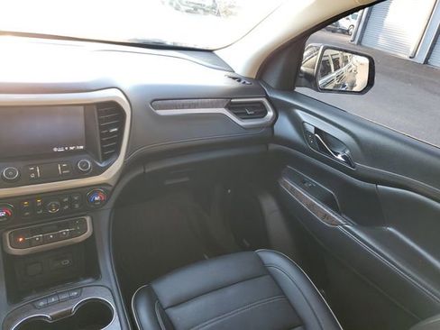 Used 2023 GMC Acadia Denali w/ Denali Ultimate Package FWD image 14