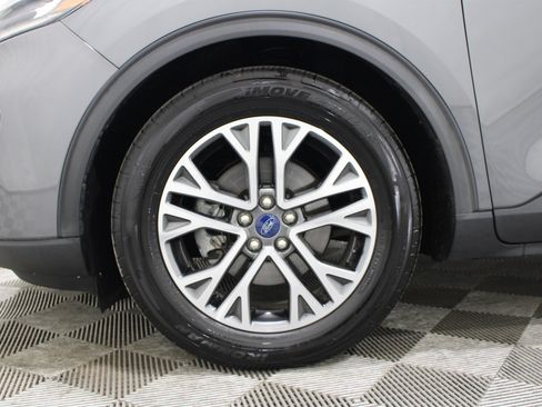 Used 2022 Ford Escape SEL w/ Technology Package image 36