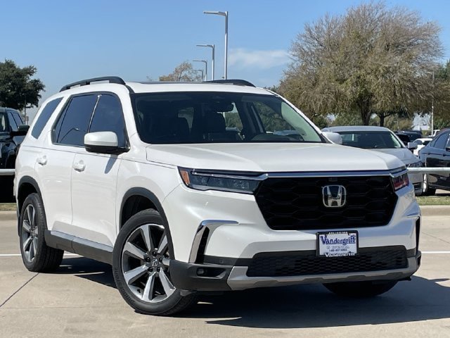 Used 2024 Honda Pilot Elite image 2