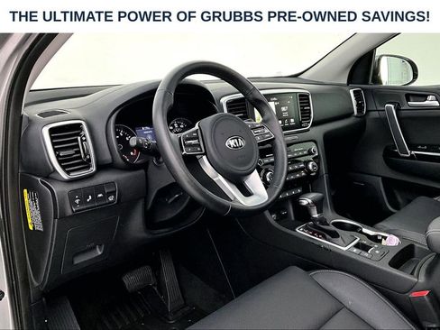 Used 2020 Kia Sportage EX w/ EX Technology Package FWD image 18