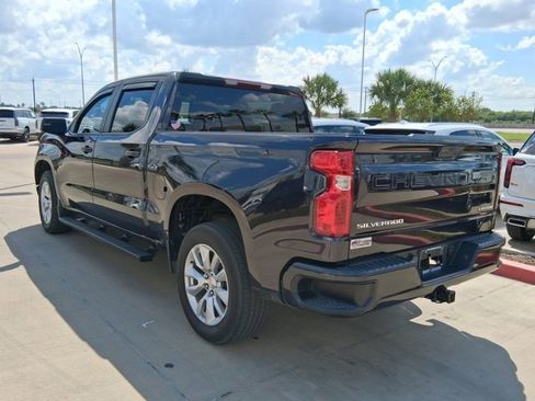 Used 2023 Chevrolet Silverado 1500 Custom image 4